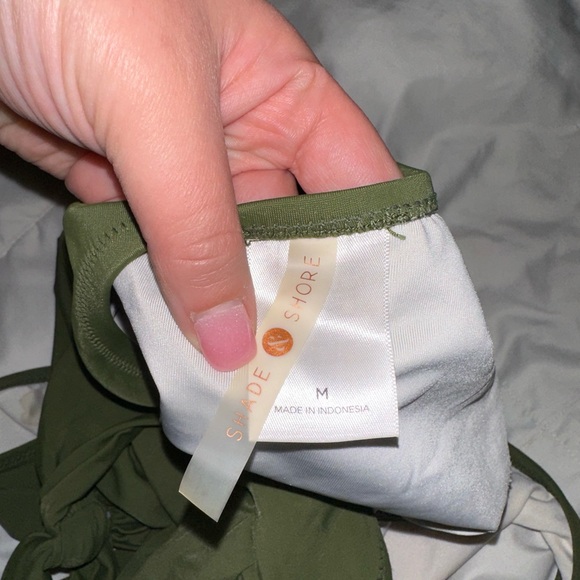 Target shade & shore cheeky one piece swimsuit - Picture 3 of 3